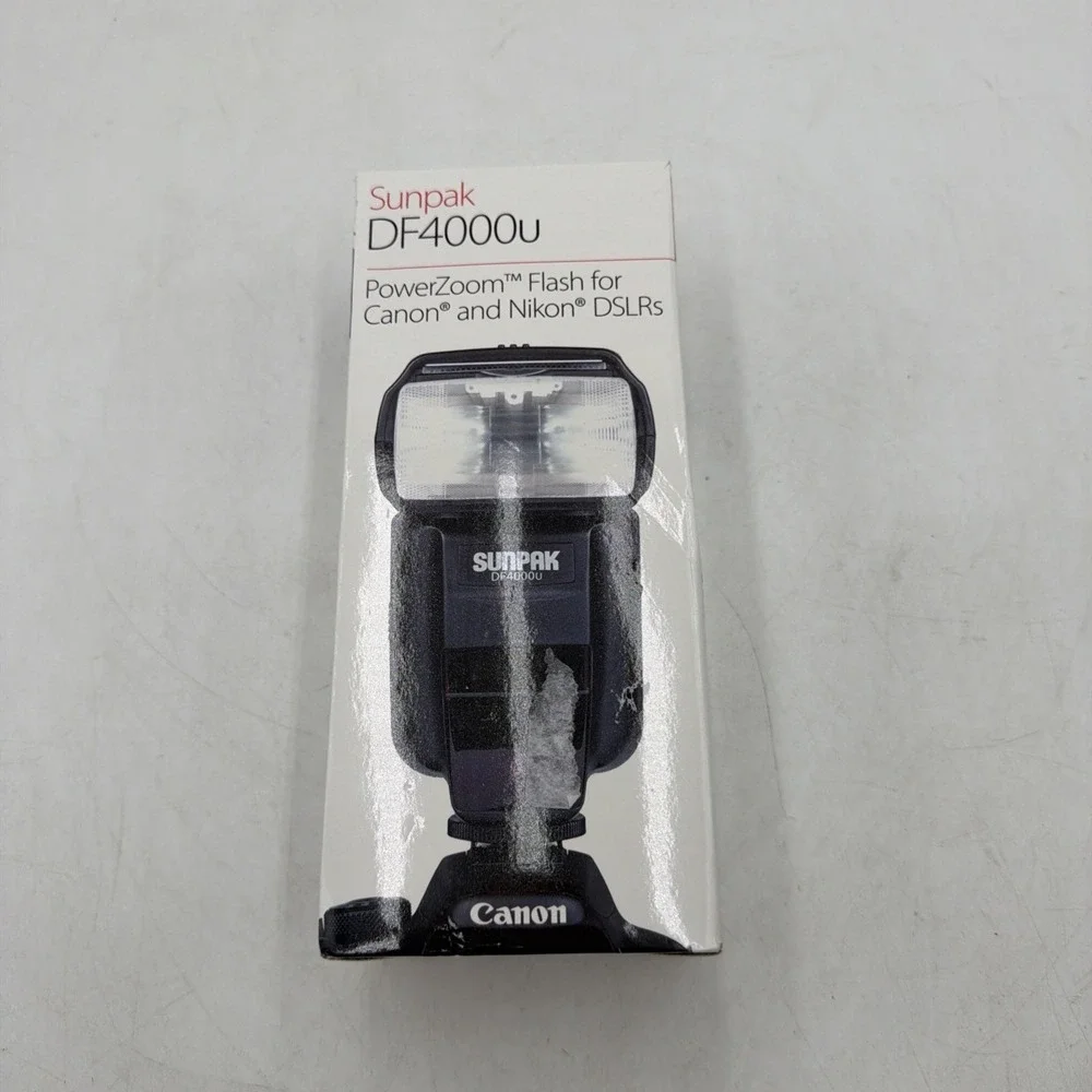 SUNPAK DF4000u PowerZoom Flash for Nikon / Canon DSLR Cameras Open Box